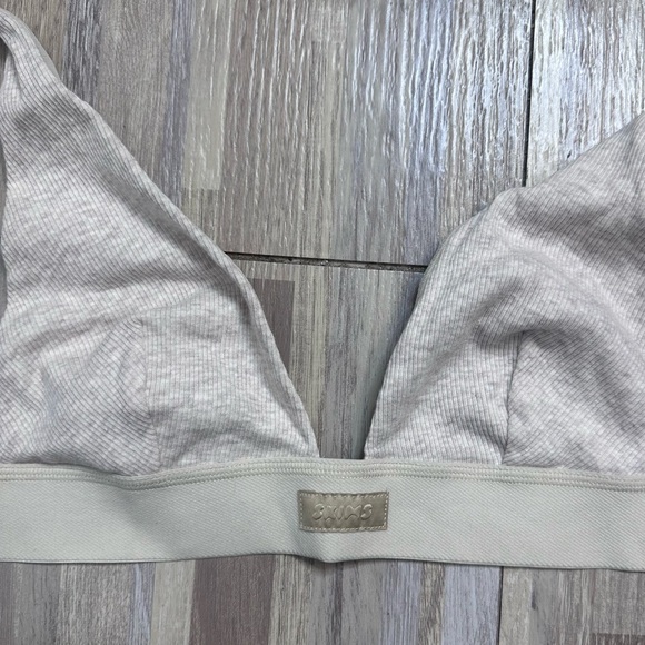 SKIMS Ribbed Cotton Plunge Bralette Oatmeal Heather Size XS NWT - Picture 3 of 12